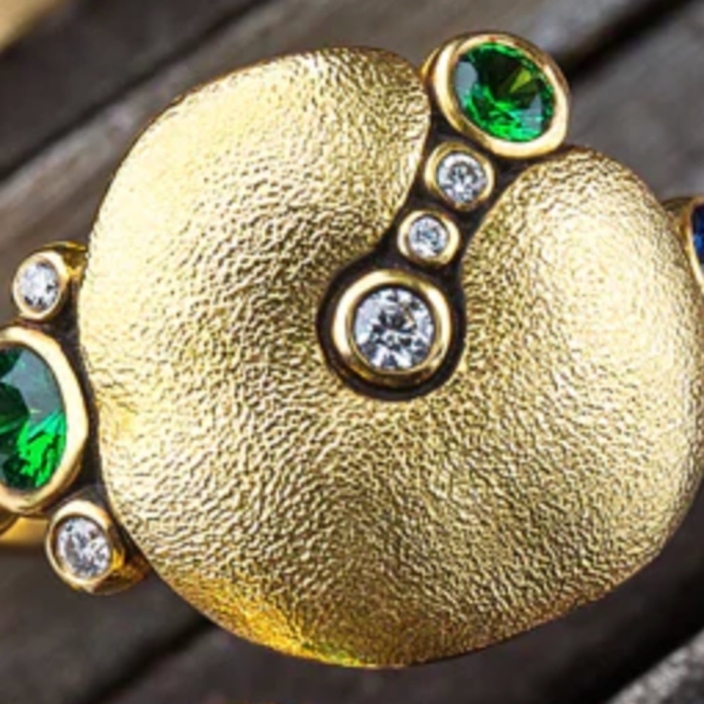 Alex Sepkus Apple ring 18K yellow gold ring with diamonds, blue sapphires